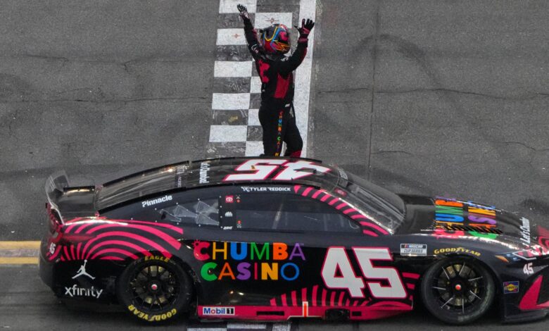 Тајлер Редик однео победу у Дејтони 500 у аутомобилу у власништву Мајкла Џордана