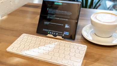 Коме је потребан лаптоп када имате телефон на склапање? Коме је потребан лаптоп када имате телефон на склапање?