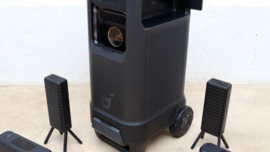 Анкеров моћни кућни биоскоп на точковима је чисти хаос
