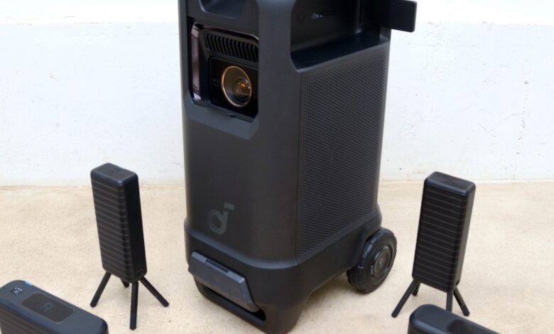 Анкеров моћни кућни биоскоп на точковима је чисти хаос Анкеров моћни кућни биоскоп на точковима је чисти хаос