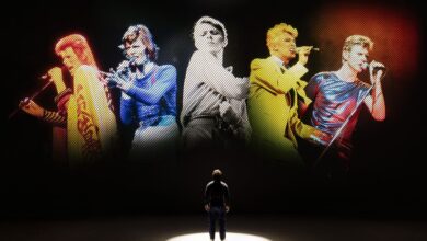 Имерзивни Давид Бовие нуди крупни план ‘човека иза маски’