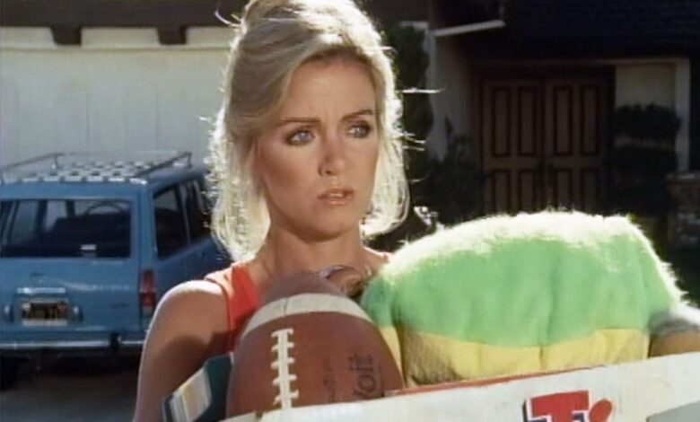 Звезда филма „Кнотс Ландинг“ Дона Милс каже да је сталкер побегао из затвора да би је пронашао