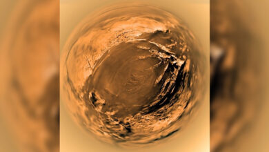 Сатурнов највећи месец може заправо бити 2 месеца у 1 – и помогао је да се рађају култни прстенови планете