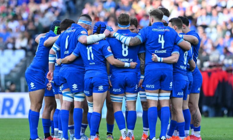 Зашто Италија носи црвене мајице за сукоб шест нација са Француском? Зашто Италија носи црвене мајице за сукоб шест нација са Француском?