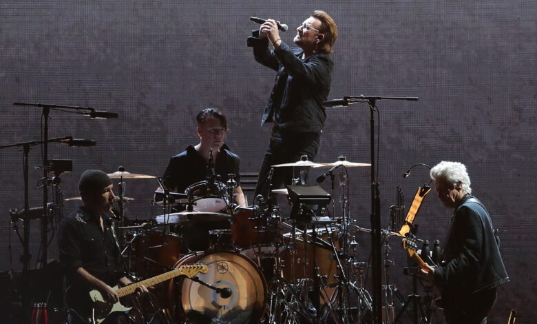 У2 дебитује песма у част активисткиње из Минеаполиса Ренее Гоод