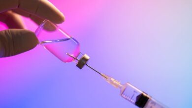 Врхунске медицинске групе удружују снаге да прегледају науку о вакцинама док се ЦДЦ суочава са критикама