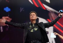 Туристкиња тужи казино у Лас Вегасу и извођача Донија Озмонда након што јој је инцидент са реквизитом оштетио око