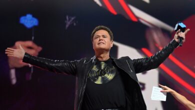 Туристкиња тужи казино у Лас Вегасу и извођача Донија Озмонда након што јој је инцидент са реквизитом оштетио око