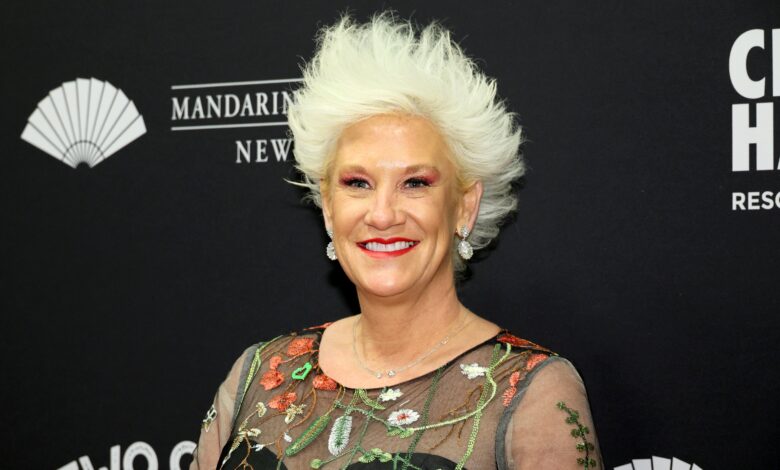 Анне Буррелл: Полиција извештава о проналаску након смрти звезде Фоод Нетворк-а