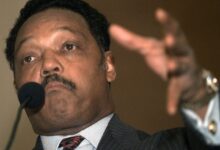 Лидер за грађанска права, свештеник Џеси Џексон умро је у 84