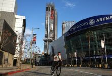 Оцеанвиде Плаза, ЛА Граффити Товерс, купљена за 470 милиона долара