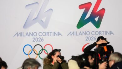 Зимске олимпијске игре зарониле у кризу јер спортисти исцрпе читаву залиху од 10.000 бесплатних кондома Зимске олимпијске игре зарониле у кризу јер спортисти исцрпе читаву залиху од 10.000 бесплатних кондома