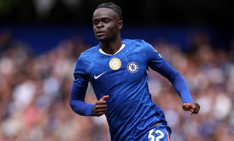 Евертон је на позајмици потписао крилног играча Челсија Тирика Џорџа да замени повређеног Џека Грилиша