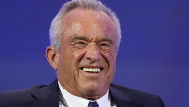 РФК Јр. признаје да је шмркао кокаин са дашчица тоалета