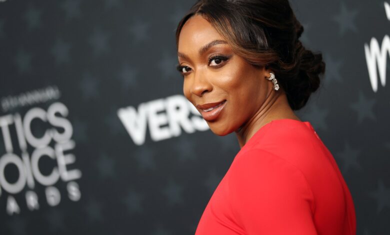 Водитељ Его Нводим задиркује доделу награда Спирит 2026