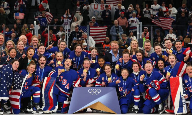 Амерички женски хокејашки тим одбио је Трампов позив на СоТУ Амерички женски хокејашки тим одбио је Трампов позив на СоТУ