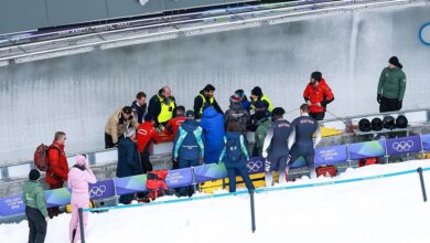 Пилот боба хоспитализован након хорор несреће на Зимским олимпијским играма