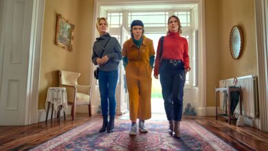 Рецензија Како доћи до раја из Белфаста: Сјајан, сјајан повратак креатора Дерри Гирлс