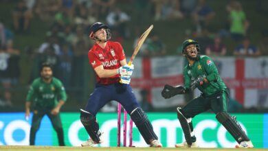 Мајсторски курс Хари Брука води Енглеску у полуфинале Светског првенства Т20 Мајсторски курс Хари Брука води Енглеску у полуфинале Светског првенства Т20