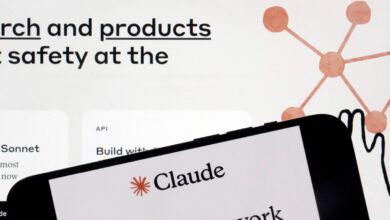 Оптужују за плагијат од стране АИ