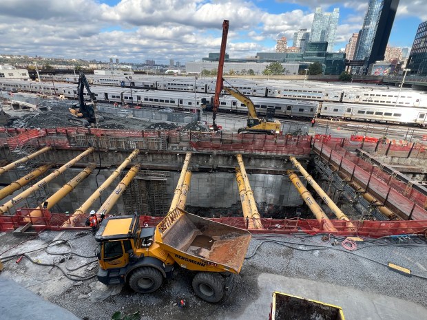 Шумер узвратио Трампу због „виталног“ пројекта тунела Гатеваи