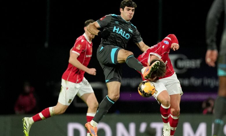 Рексам се усуђује да сања након што је Џош Виндас обезбедио значајну победу у ФА купу у Ипсвичу