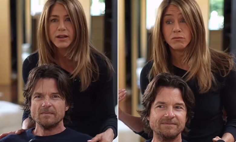 Џенифер Анистон инсистира на коси Џејсона Бејтмана да „завиди сваки мушкарац“