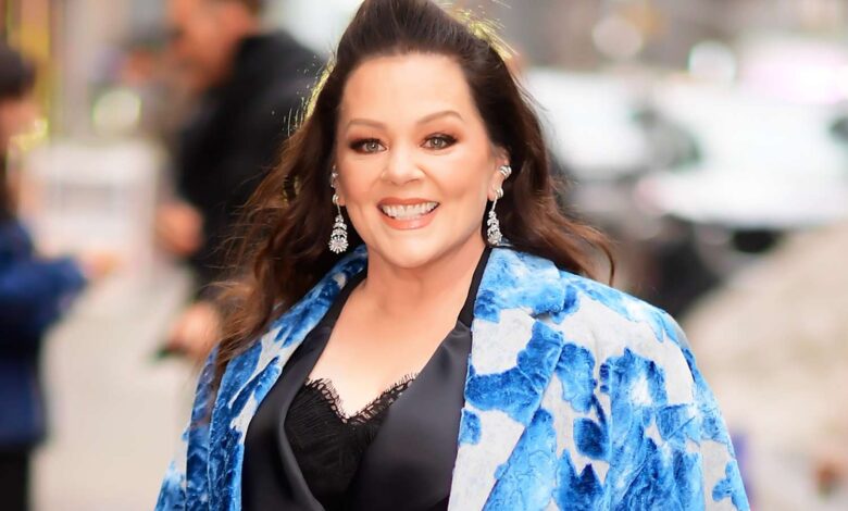 Мелиса Мекарти је сломила прст док се ругала тати због прелома прста