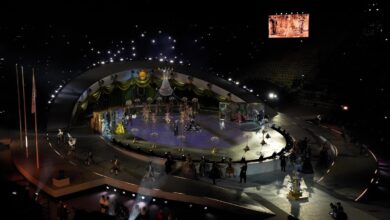 Церемонија затварања Олимпијаде у Милану Кортини предаје заставу Француској – Тхе Мерцури Невс Церемонија затварања Олимпијаде у Милану Кортини предаје заставу Француској – Тхе Мерцури Невс