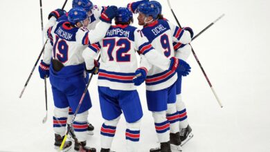 САД постављају утакмицу за златну медаљу против Канаде крстарећи поред Словачке