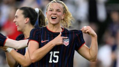 Баи ФЦ купује Цлаире Хуттон у трансферу од 1,1 милион долара из Канзас Ситија Цуррент – Тхе Мерцури Невс