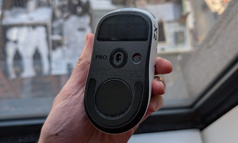 Логитецх-ов нови Суперстрике је бржи, прилагодљивији миш за игре