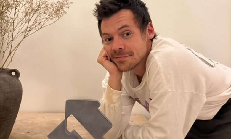 Хари Стајлс дели запањујуће схватање које је стекао у Италији након што се суочио са светском славом Хари Стајлс дели запањујуће схватање које је стекао у Италији након што се суочио са светском славом