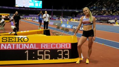 Кеели Ходгкинсон оборила је британски рекорд на 800 метара у дворани пре него што је објавила изненађујућу одлуку