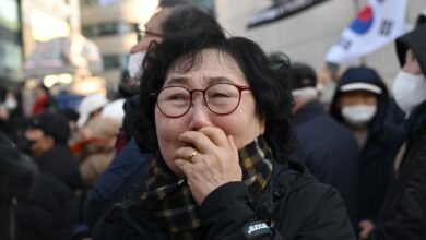 Јужнокорејац Иоон се извињава након што је добио доживотну казну затвора због декрета о ванредном стању