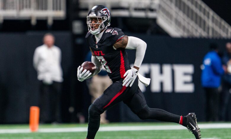 Свјеже гласине о НФЛ-у о франшизи Кајла Питса уочи одлуке Фалцонса о уговору за слободну агенцију Свјеже гласине о НФЛ-у о франшизи Кајла Питса уочи одлуке Фалцонса о уговору за слободну агенцију