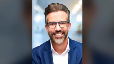 Повеља именује новог извршног директора испред Мегамергера