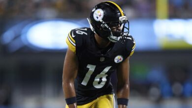 Роберт Воодс се повлачи из НФЛ-а, шампион Супер Бовл 56 потписао једнодневни уговор са овновима на фотографији Роберт Воодс се повлачи из НФЛ-а, шампион Супер Бовл 56 потписао једнодневни уговор са овновима на фотографији