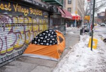 Мамдани поново успоставља чишћење кампова за бескућнике, упркос обећању у кампањи