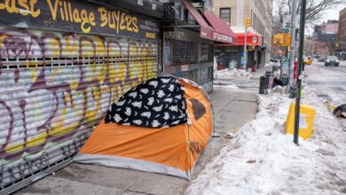 Мамдани поново успоставља чишћење кампова за бескућнике, упркос обећању у кампањи