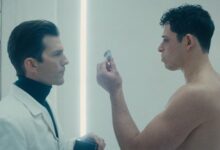 Ентони Рамос се распакује док је ‘гол дупе’ испред Ештона Кучера