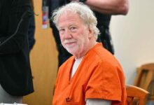 Тимоти Басфилд се изјаснио да није крив по оптужбама за сексуално злостављање деце