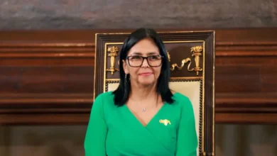 Венецуела игра две стране са Трампом и Чависмом