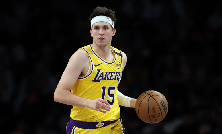 Остин Ривс се враћа за пораз Лејкерса од Нетса са 125-109 након што је пропустио 19 утакмица