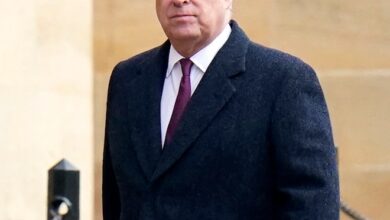 Андрев Моунтбаттен-Виндсор виђен први пут од хапшења Андрев Моунтбаттен-Виндсор виђен први пут од хапшења