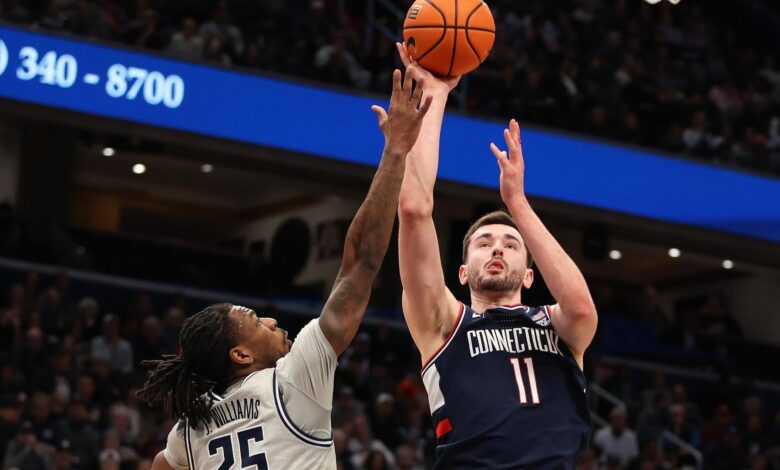 УЦонн вс. Ксавиерс предвиђање, квоте, време: колеџ кошаркашки избори од доказаног модела 2026