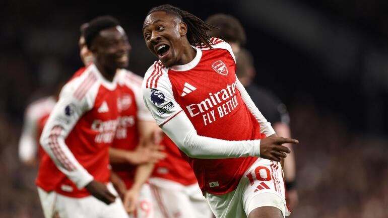 Арсенал се вратио на победнички пут победом над Спарсима у северном Лондонском дербију