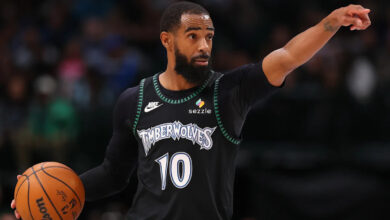 Мајк Конли млађи је наводно потписао да се поново придружи Тимбервулвсима након што су га одустали од Хорнетса