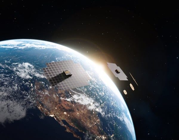 Највећи икада сателит те врсте управо је развио своја крила у ниској орбити Земље