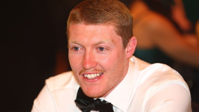 Судијама АФЛ-а ће бити омогућен приступ статистици након огорчења Браунлоуа док Нат Фајф тежи Судијама АФЛ-а ће бити омогућен приступ статистици након огорчења Браунлоуа док Нат Фајф тежи